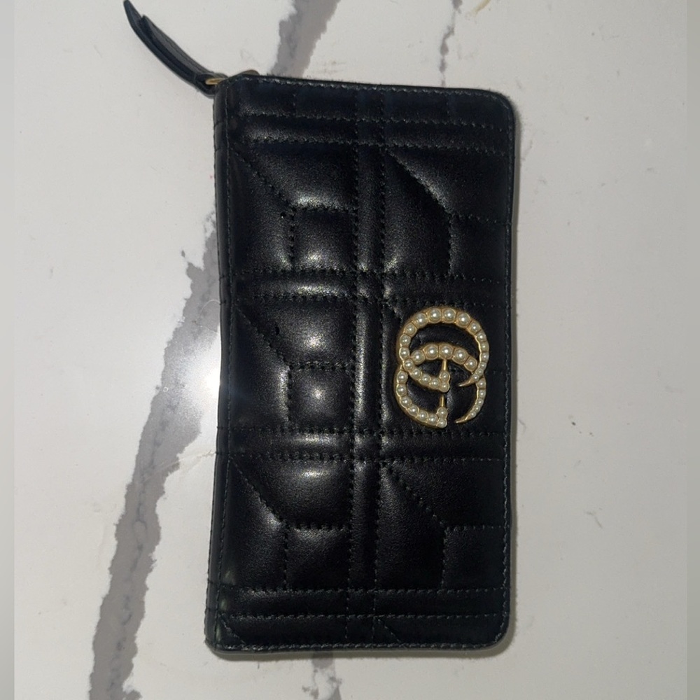 Gucci Black Quilted Wallet with Gold Pearl Logo Authentic